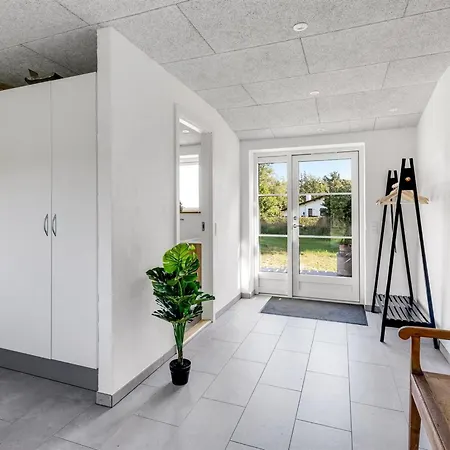 Semesterbostad Wolter - 1-7km From The Sea By Interhome Laeso